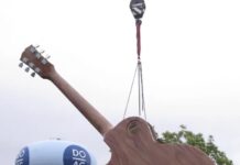 Hard Rock Casino’s Giant Guitar Has Even Bigger Mistake